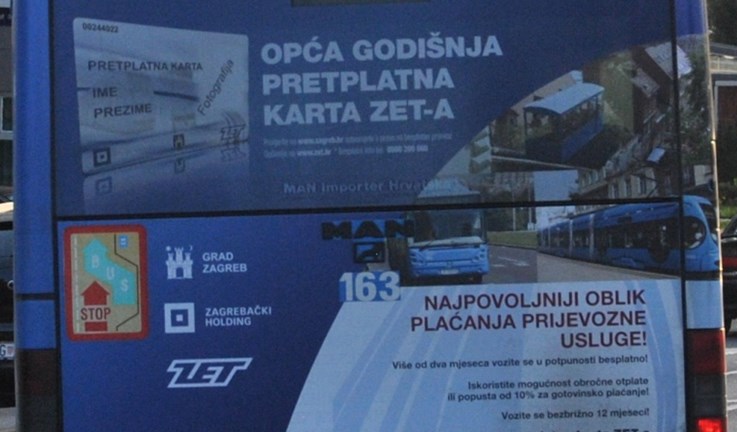 Jumbo stražnja površina sa staklima